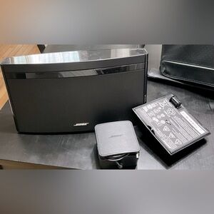 Bose soundlink speaker wife Bluetooth model